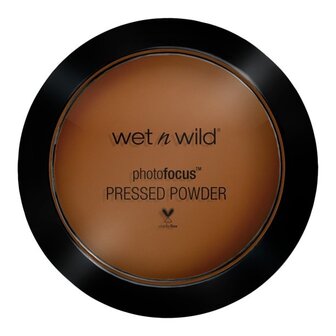 Wet &#039;n Wild - Photo Focus - Pressed Powder - 826C Golden Tan - Gezichtspoeder - Tan - 7.5 g