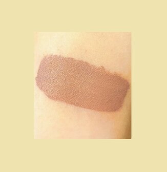 Wet n Wild - MegaLast - Liquid Catsuit - Creme - Eyeshadow - 572 - Putty In My Hands - Oogschaduw - Nude - 3.5 ml