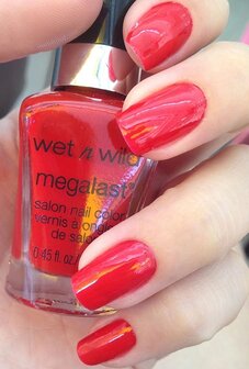 Wet &#039;n Wild MegaLast Salon Nail Color - 214C - I Red A Good Book