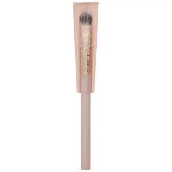 Maybelline - Gigi Hadid - Eye Contour Brush