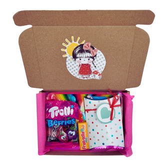 De Girls Happy Box - Meiden Verrassingsdoosje | Meiden Pakket | Verrassingspakket | Geschenkset | Giftset | Meisjes Cadeaupakket | Verrassing voor Meiden Box | Brievenbus Surprise Box