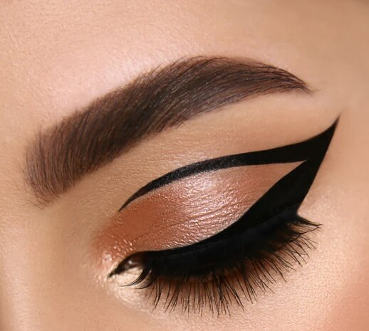 City Color Extreme Bold Liquid Eyeliner - E0064 Black