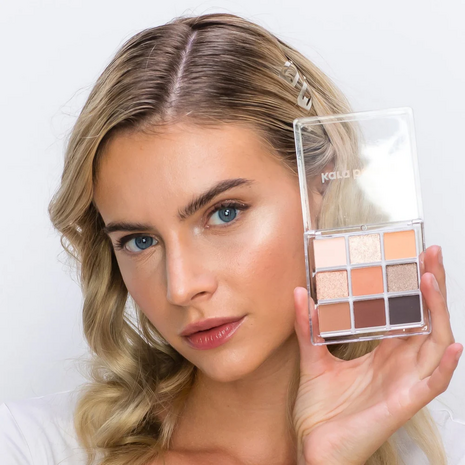 Kara Beauty - Eyeshadow Palette - Neutrally Warm