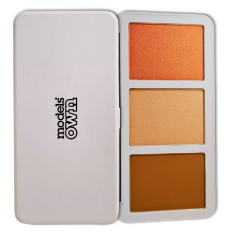 Models Own - Sculpt & Glow - 02 Light to Medium