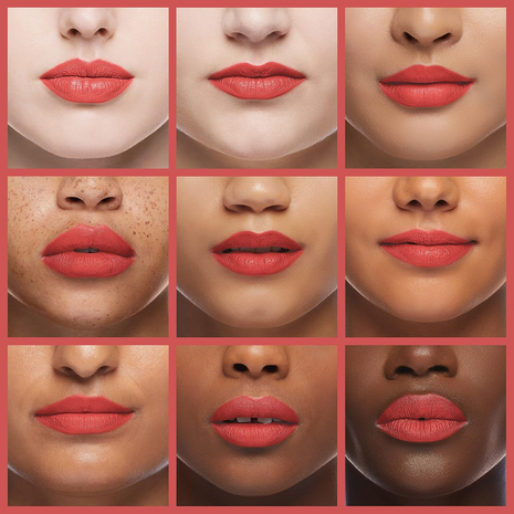 Covergirl - Simply Ageless Moisture Renew Core Lipstick - 290 Brilliant Coral