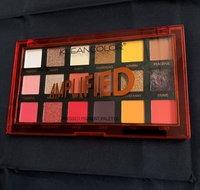 Kleancolor Amplified Pressed Pigment Palette - ES992 Cocktail Party Kleancolor Amplified Pressed Pigment Palette - ES992 Cocktail Party